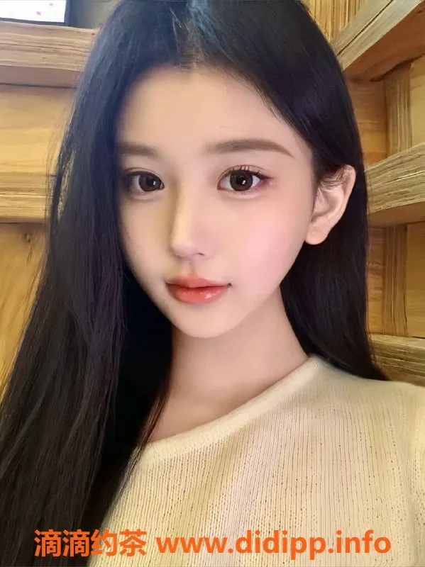 无锡楼凤资源信息,梁溪区高颜值柠柠，陪浴服务超赞