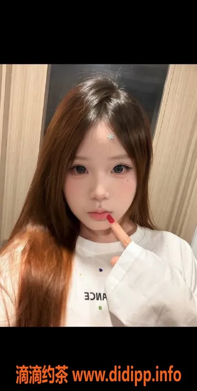 深圳楼凤资源信息,南山小花嫩妹，800元/Kiss魅力无限