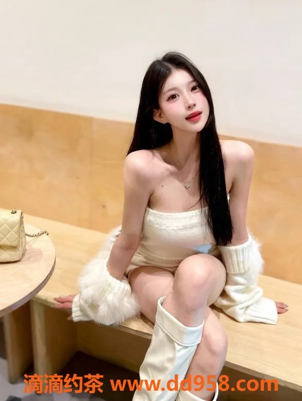 广州楼凤资源信息,天河嫩妹林暮雪，1800p等你来享受！