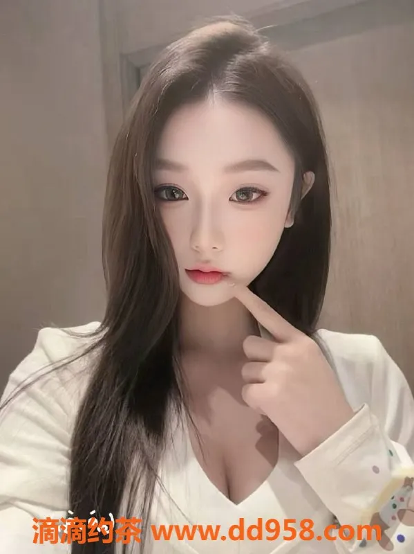 深圳楼凤-福田奶兔泡泡，168cm嫩妹，1200起