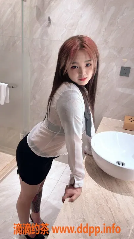 广州楼凤-黄埔嫩妹小汤圆，5P激情体验等你来！