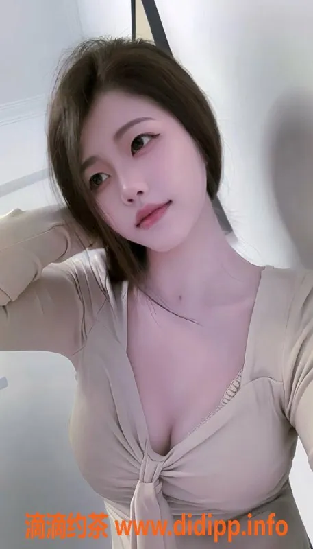 惠州楼凤-惠州樱洛，18岁164cm C罩杯，超值体验！