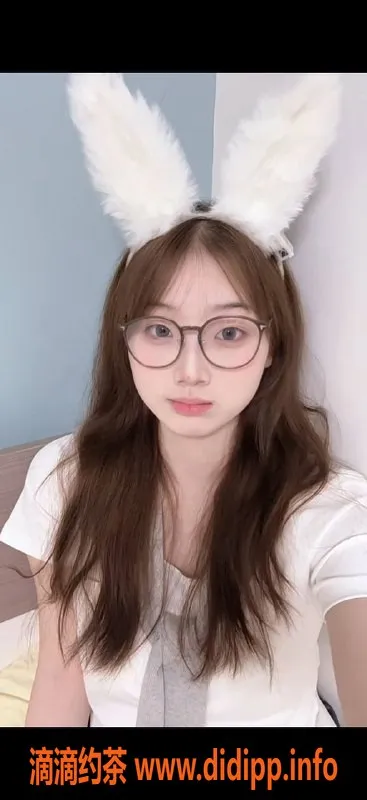 深圳楼凤-宝安小琳，800起，精彩鸳鸯浴服务