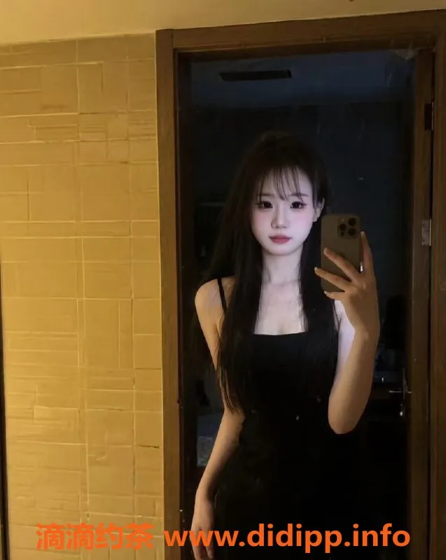 常州楼凤-武进小艺，身高167，价格800起，服务多样