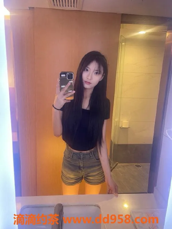 常州楼凤资源信息,武进万达腿模香香，168cm甜美嫩妹，800元起