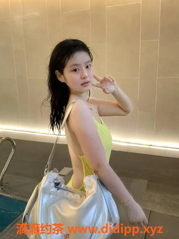 深圳楼凤-深圳南山泡芙，嫩妹身材，性感服务体验