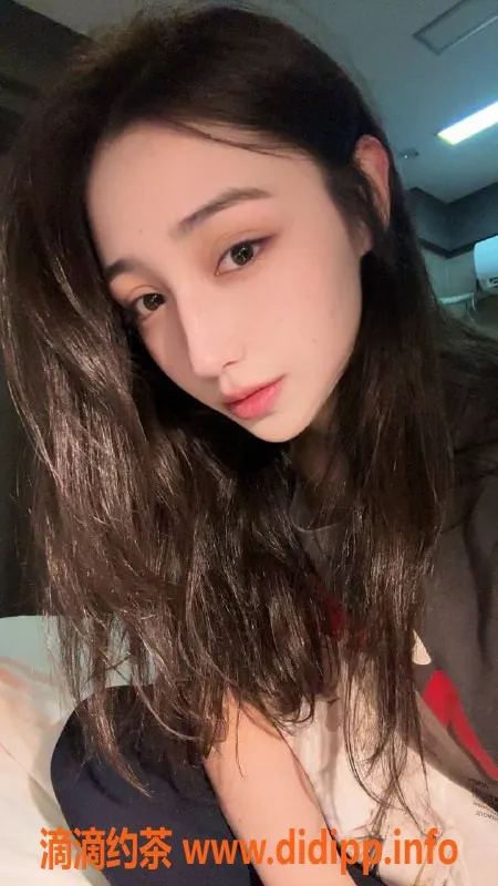 深圳楼凤-南山海带妹妹，1400p带你体验亲密服务