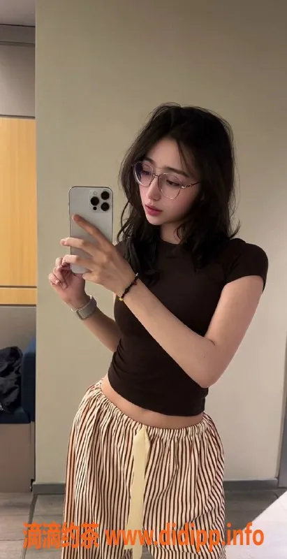 深圳楼凤资源信息,南山海带妹妹，1400p带你体验亲密服务