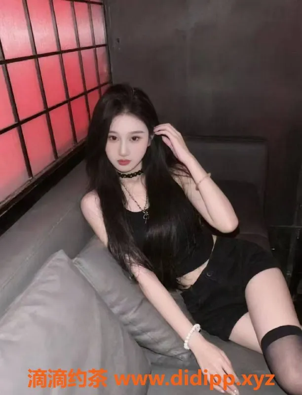 深圳楼凤-福田高老师浅浅，23岁D杯，长腿美女