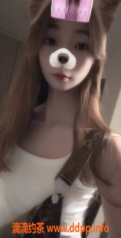 长沙楼凤-雨花区22岁苏小小，身高1.70，服务多样