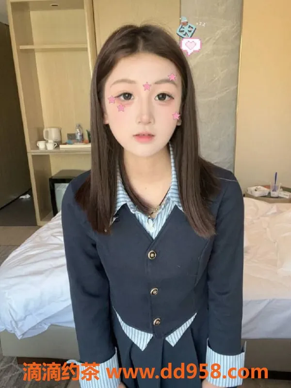 成都楼凤-成华区嫩妹莹莹，文静身材匀称，体验纯净服务