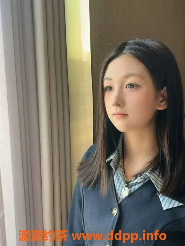 成都楼凤资源信息,成华区嫩妹莹莹，文静身材匀称，体验纯净服务