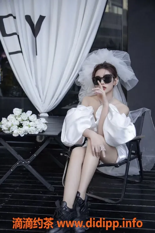 成都楼凤-锦江区御姐车，155身高90体重，服务优质