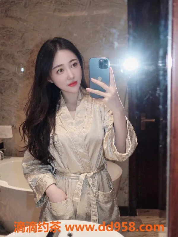 北京楼凤资源信息,朝阳十里堡超白气质女神，24岁166cm C杯