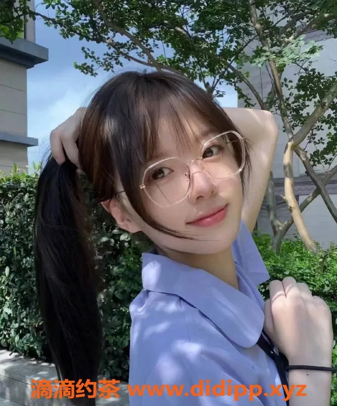 深圳楼凤-龙岗旺旺，164cm妙龄美女，超值899起！