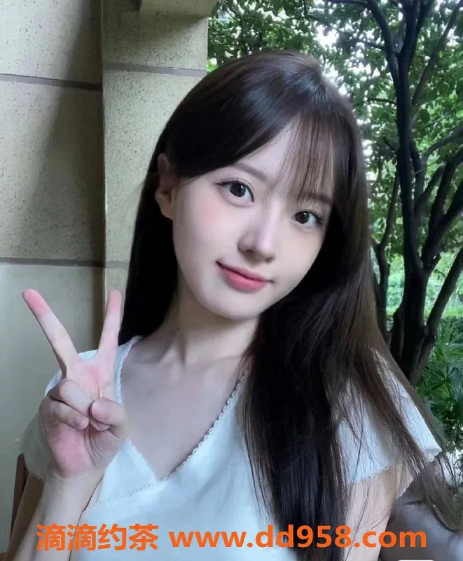 深圳楼凤-龙岗旺旺，164cm妙龄美女，超值899起！