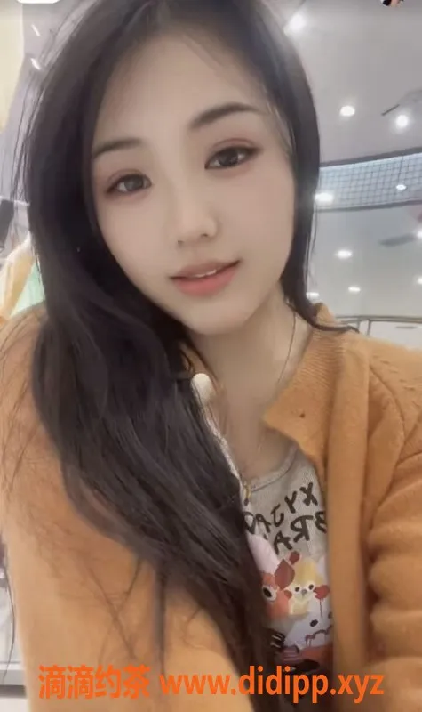广州楼凤-海珠区小玲子，23岁，166cm，48斤，清纯可爱
