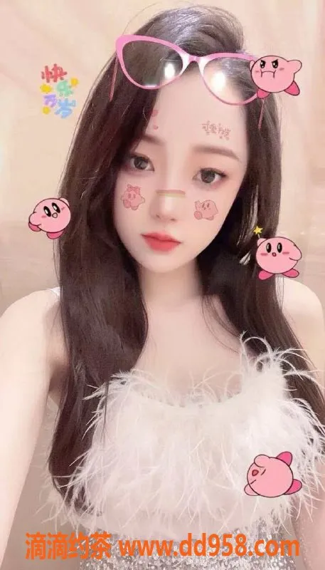 广州楼凤-天河嫩妹甜甜酱，500p享受身心之悦