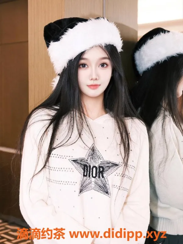 深圳楼凤-深圳南山李一桐，1200元亲嘴服务，长腿嫩妹