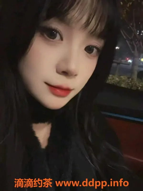 常州楼凤-新北白白，163cm嫩妹，600元起，陪浴调情服务