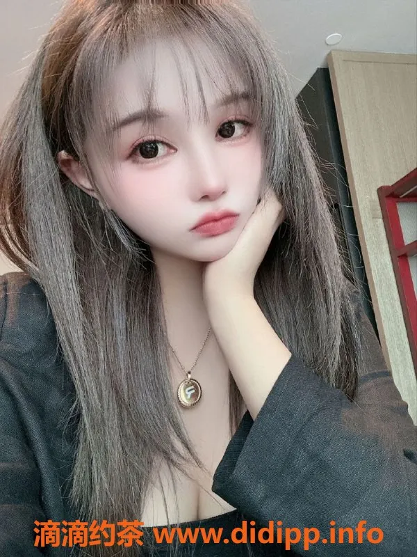 上海楼凤-上海徐汇💋煊煊，靓丽小姐姐等你来约！