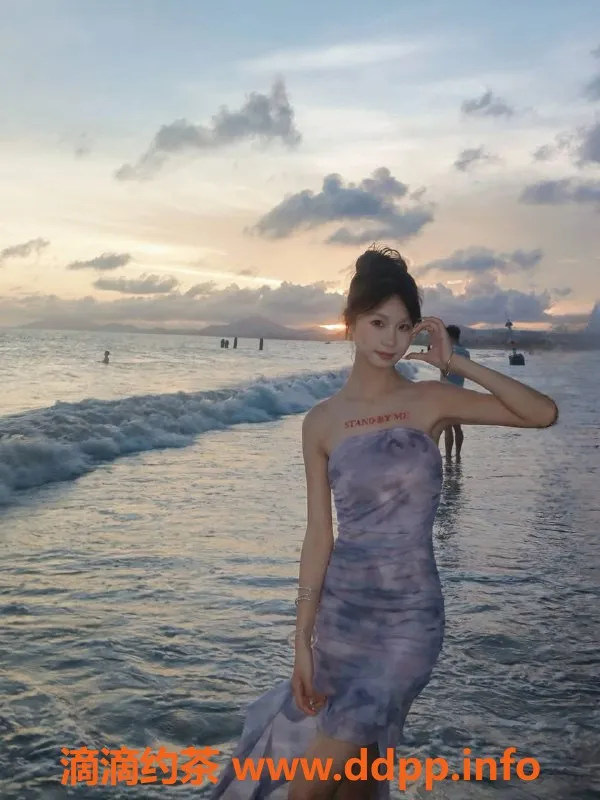 深圳楼凤-福田嫩妹梓欣，19岁163，90斤极品服务