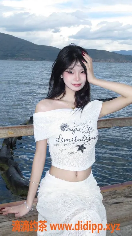 深圳楼凤-福田嫩妹梓欣，19岁163，90斤极品服务