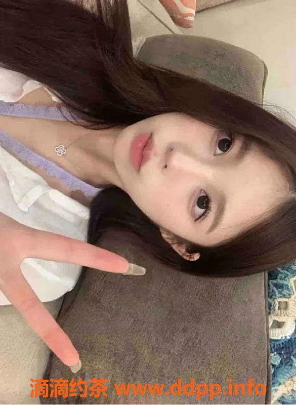 广州楼凤-天河小嘟嘟，嫩妹大胸，服务超赞