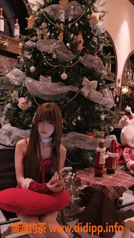 广州楼凤资源信息,佛山小鱼，嫩妹鸳鸯浴，12P体验等你来