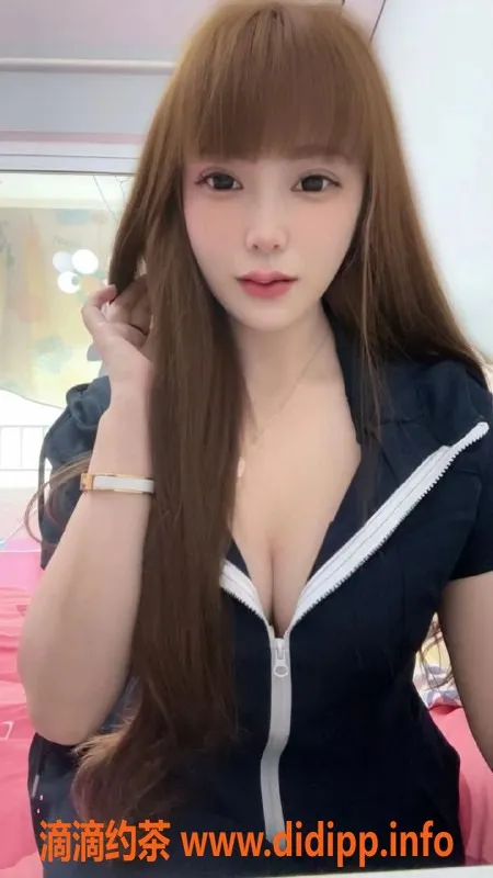 南京楼凤-水蜜桃，建邺新宠，700元服务体验