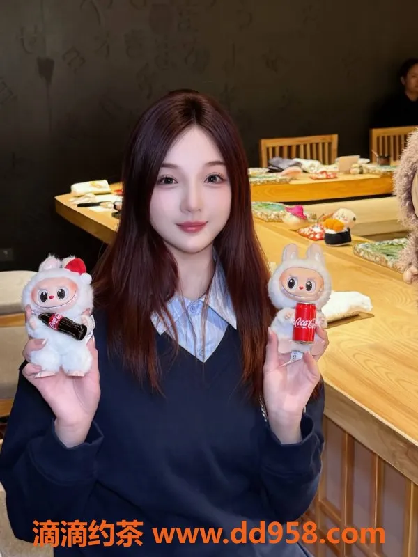 广州楼凤-海珠嫩妹多多，700水费，热情服务等你体验