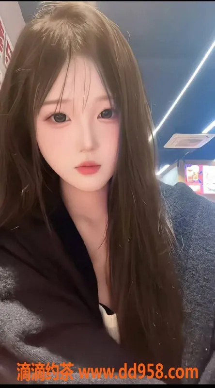 广州楼凤-佛山甜心嫩妹，7P鸳鸯浴等你体验