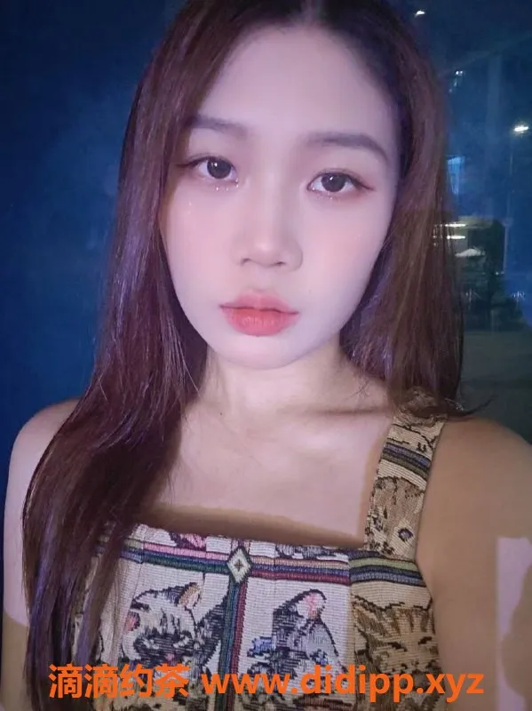 深圳楼凤-深圳宝安嫩妹木木，服务多样700起