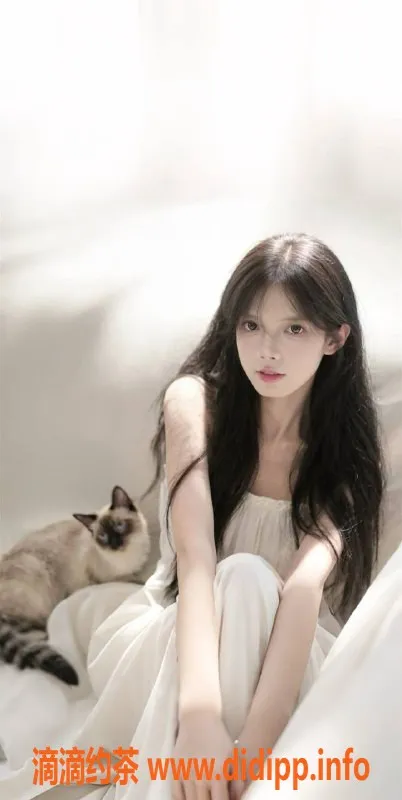 深圳楼凤-宝安嫩妹橙橙，制服诱惑只需1200