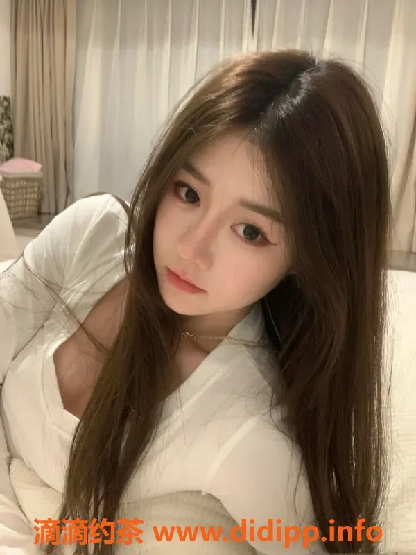 无锡楼凤-锡山麦兜，170cm高颜值陪浴，超嫩滑皮肤