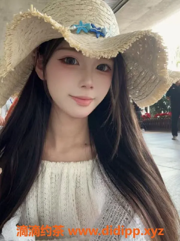 无锡楼凤-梁溪区小嘻嘻：高颜值陪浴服务，长腿嫩妹