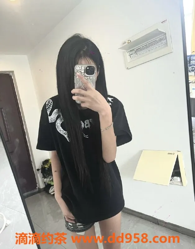 无锡上门服务资源信息,高颜值小萝莉小y，陪浴与69服务