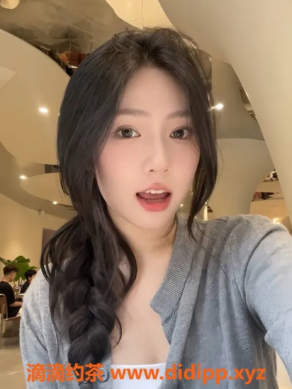 深圳楼凤-南山柚子21岁，168长腿，49kg，1300元起