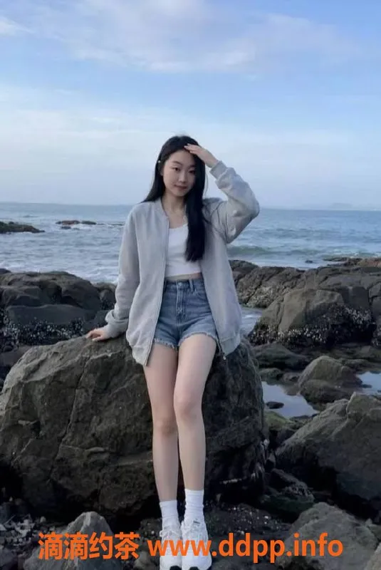 兰州楼凤资源信息,兰州紫菀，165cm，96斤，800元诱惑服务