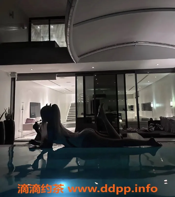 深圳楼凤-福田卡戴珊泡泡，1288元享受多种服务