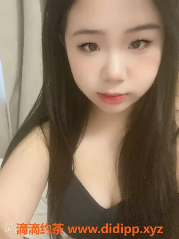 成都上门服务-成都嫩妹文佳，158cm微坦，巨乳服务400元起