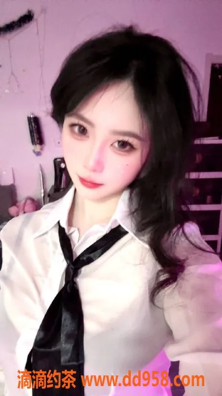 广州楼凤-💕昵称：#霜儿
🏠地区：#白云
🅿️课费：#800p