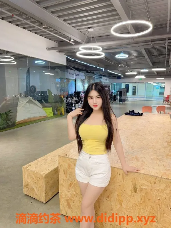 广州楼凤-天河丽丽：巨乳少妇，5P鸳鸯浴服务