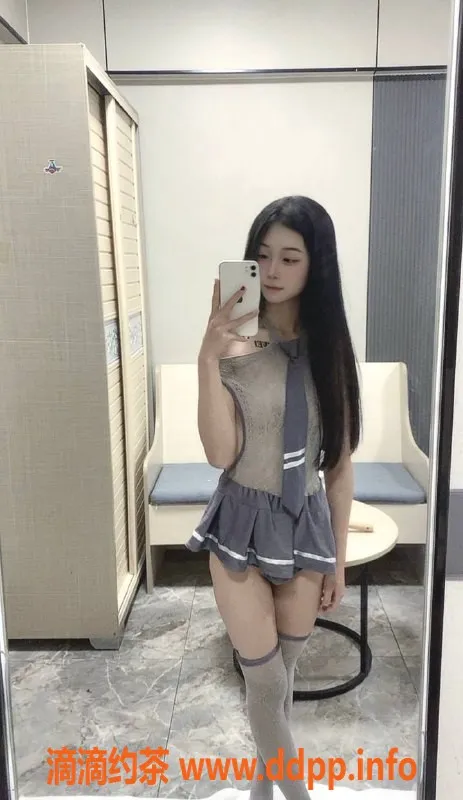 深圳楼凤-深圳龙华小夕夕，800元嫩妹服务可选制服