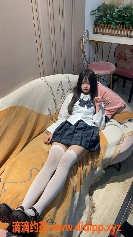 广州楼凤-金沙洲嫩妹语嫣，水费700p，舌吻服务