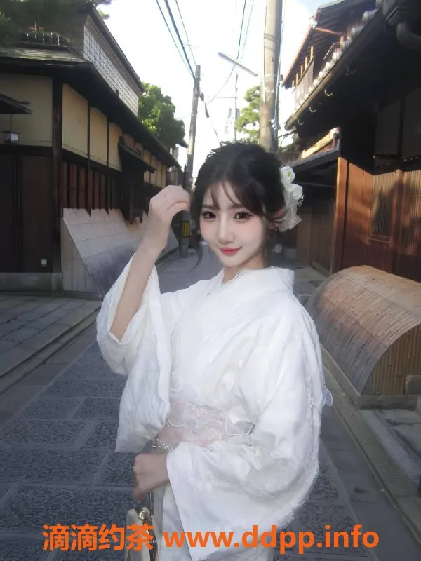 深圳楼凤-福田神木丽子，1300P制服服务，超大波诱惑