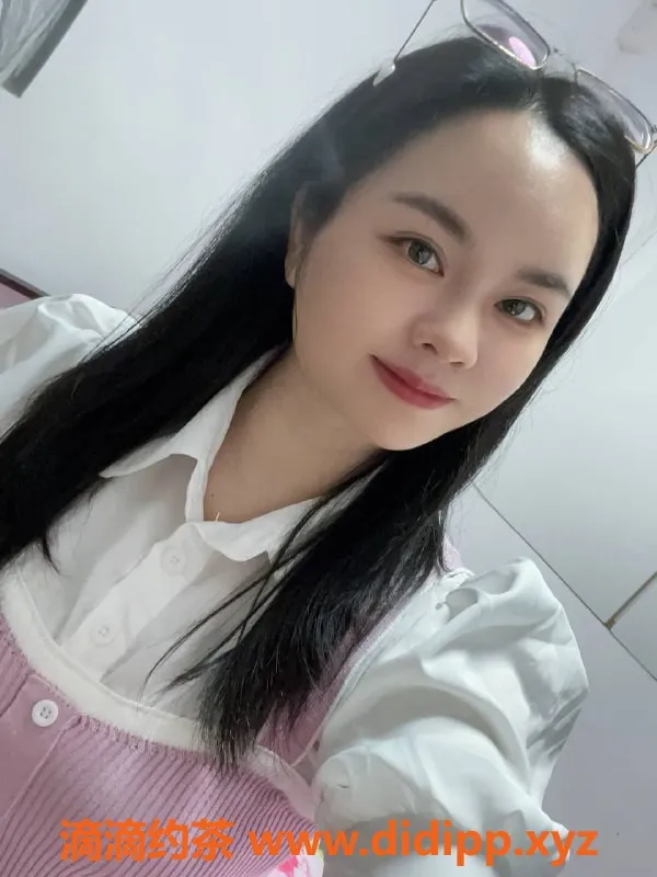 广州楼凤-佛山桃桃，33岁胸大诱惑，来挑战吗？