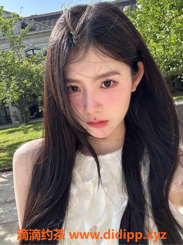 无锡楼凤-滨湖区美女，165cm，47kg，2200p陪浴服务