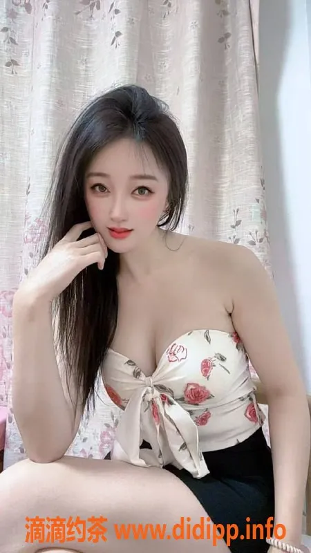 郑州楼凤-管城区云裳菇凉，24岁，163cm，43kg，便宜享受