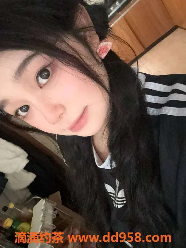 广州楼凤资源信息,海珠嫩妹绵羊，9P大胸SM服务等你体验